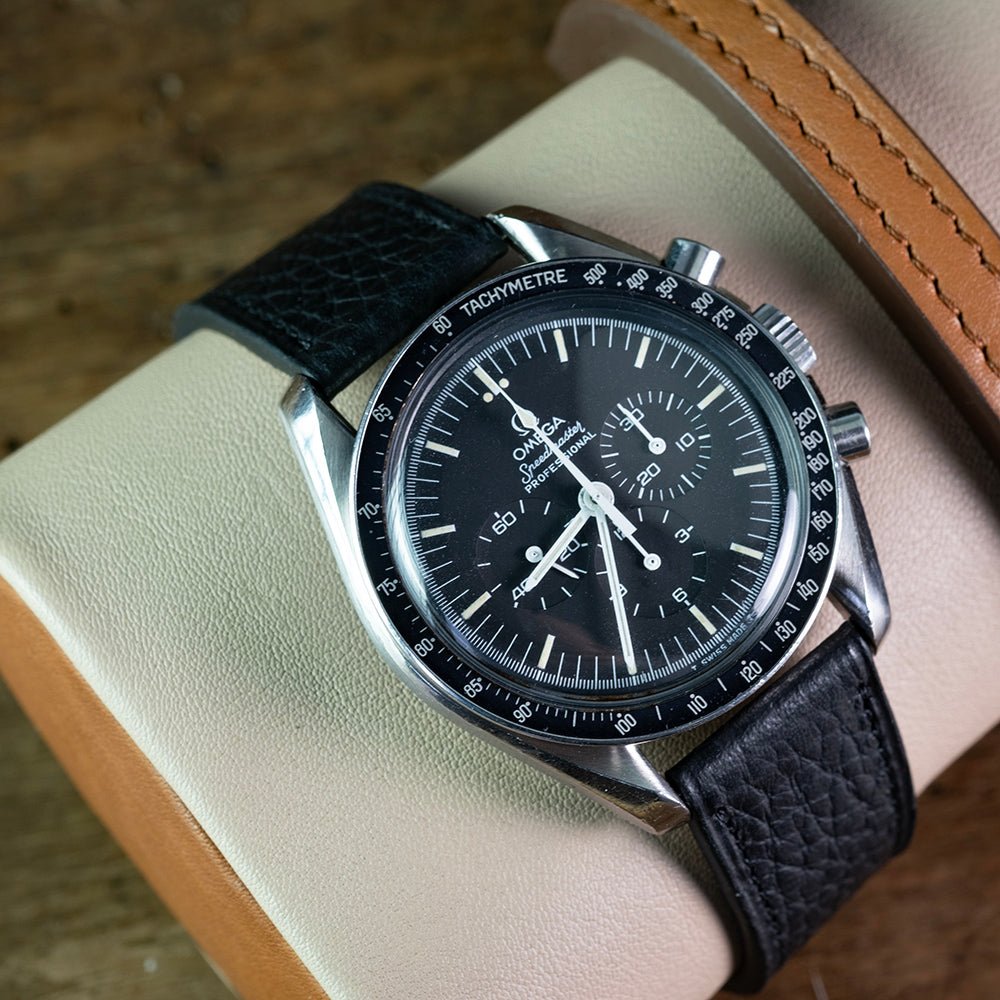 Omega speedmaster professional hot sale black leather strap