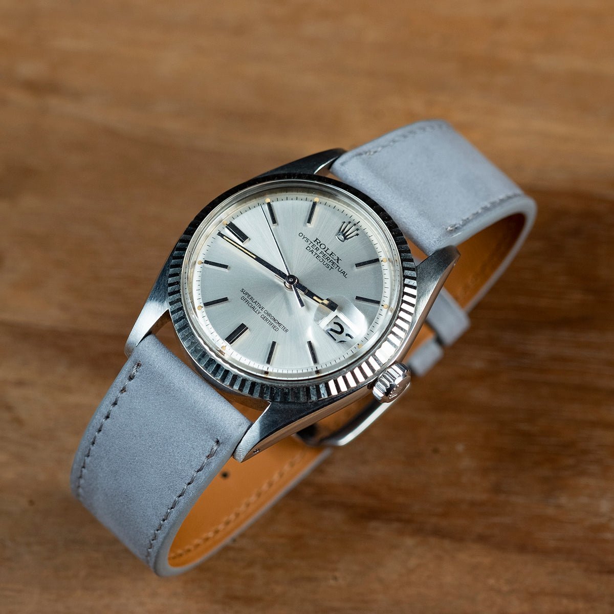 Light grey leather watch on sale strap